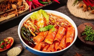 探厂蓉八坊：串串香底料全链路揭秘